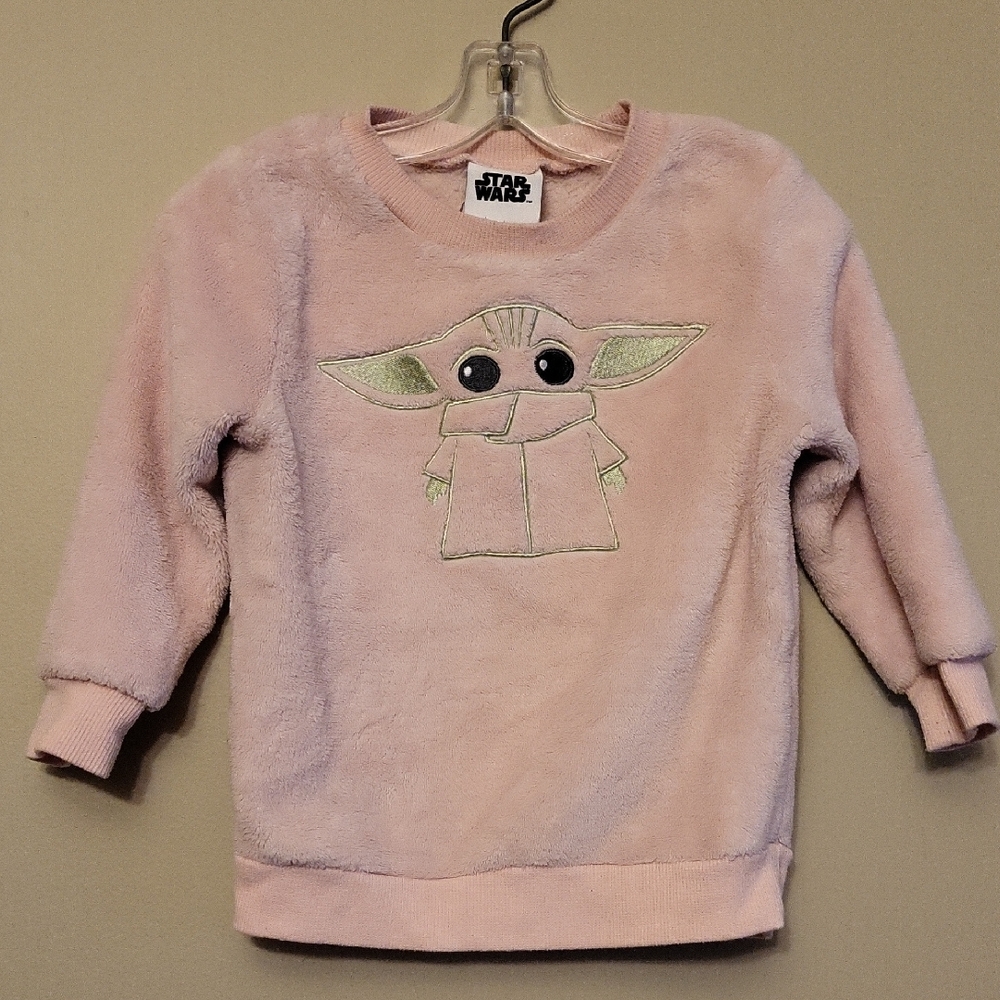 Star Wars Yoda pink soft fuzzy top